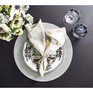 NEW! Kim Seybert Modern Luxury Silver Pebble 15" Round Placemats Set of 4